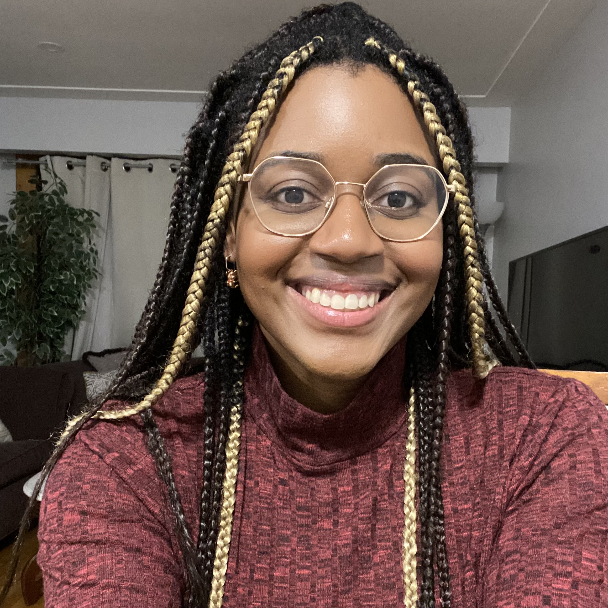 Fayza Oyarekhua photo